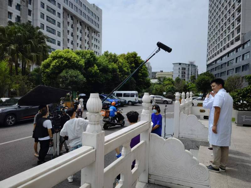 新邱区广告片拍摄公司低成本实现高规格制作的诀窍